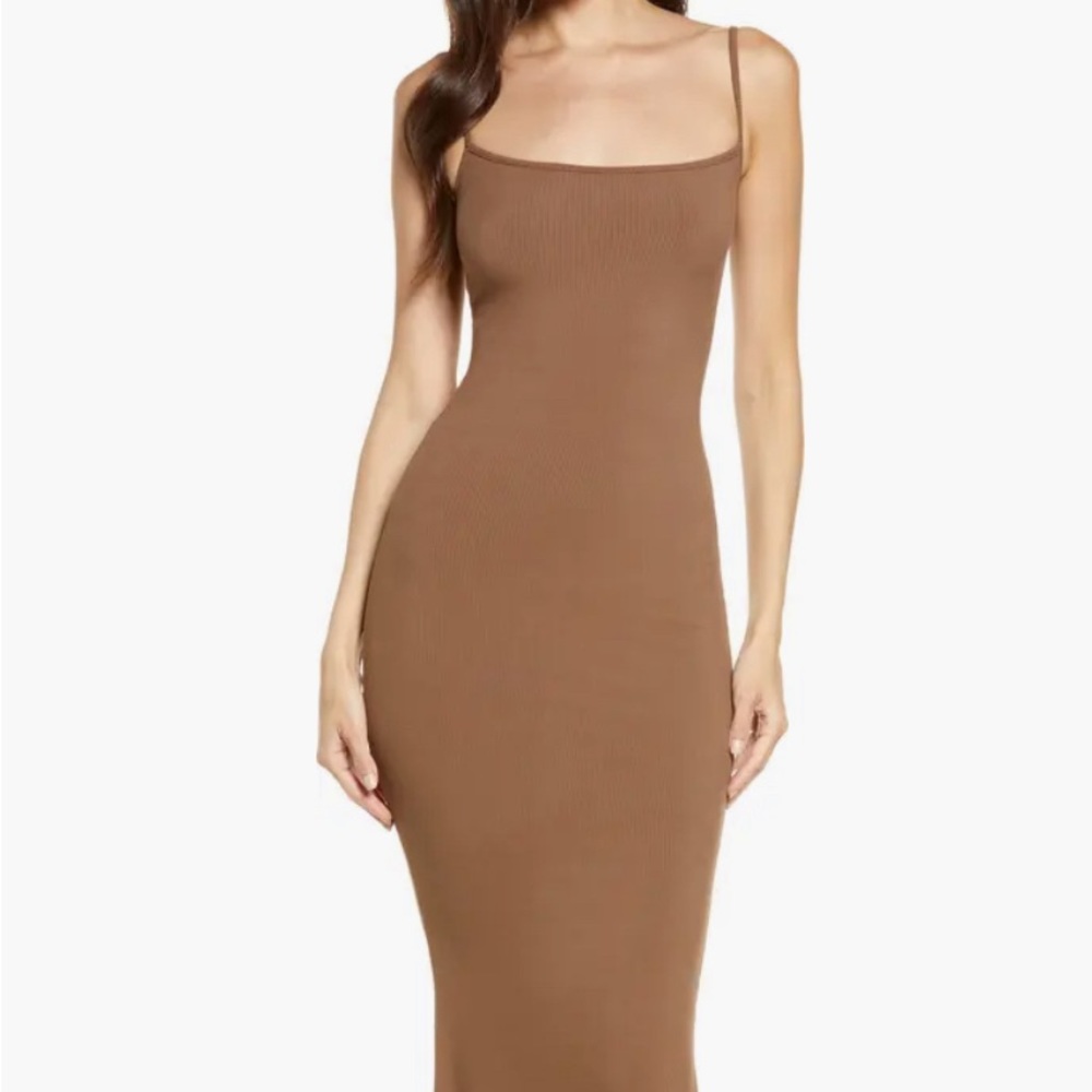 NWT Skims Lounge Dress